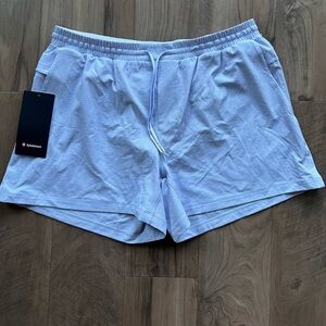 Men’s Lululemon 5inch Pool Short - Size XL